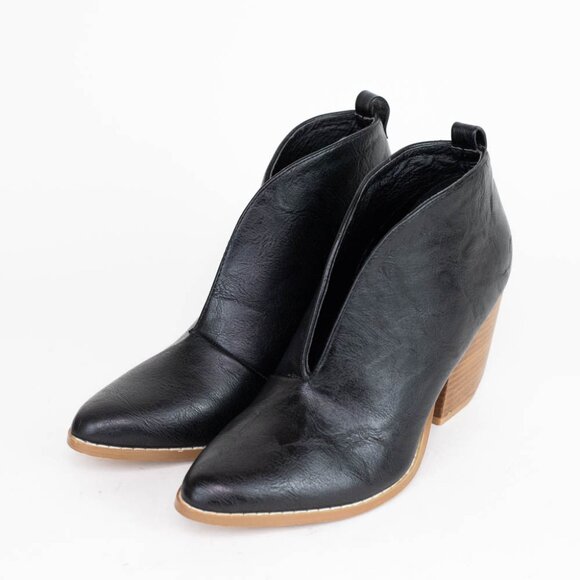 Catherine Malandrino Shoes - Catherine Malandrino Blake Boots Womens 7.5 Ankle Bootie Black Faux Leather